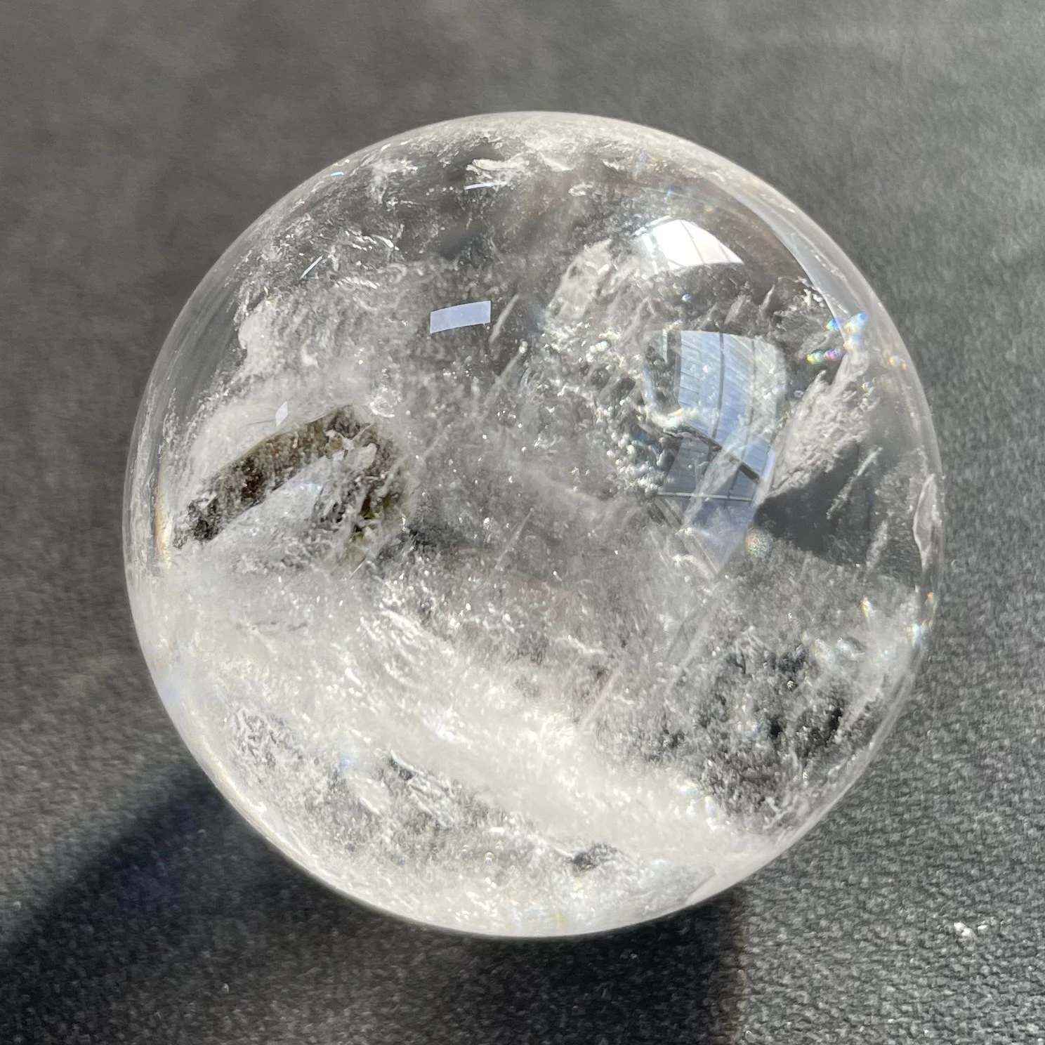 

79g Natural Stone Clear Quartz Crystal Ball Rainbow Sphere Polished Rock Reiki Healing B65