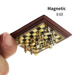 Mini Échecs Magnétiques avec Scène Miniature de Jeu Alimentaire, Modèle 1:12, Nouveau Produit 2023