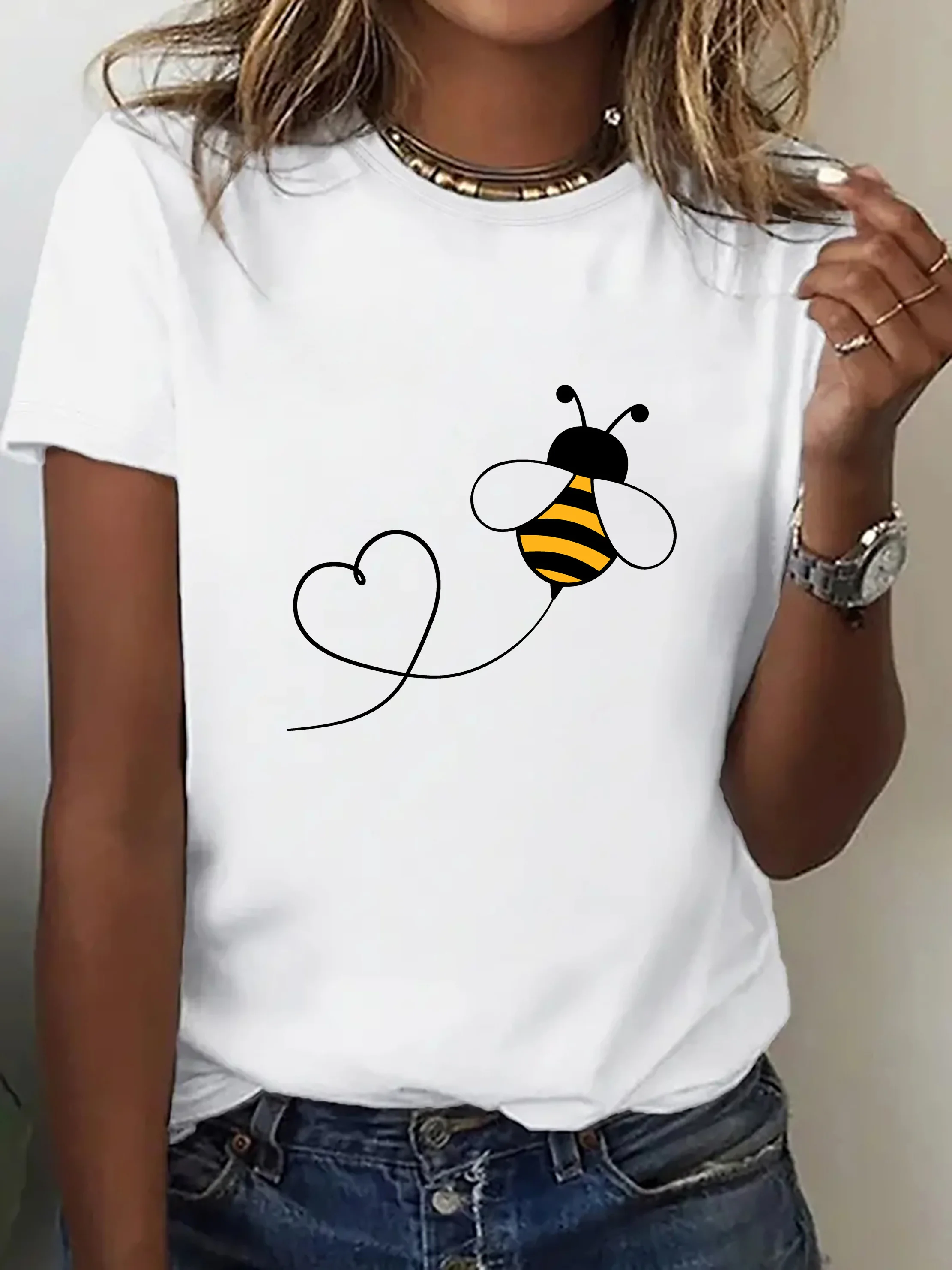 Women'S Casual Sporty T-Shirt with Cute Bee & Heart Design Harajuku Sleeve Casual Clothing Street Tops Tees Aesthetic Clothes