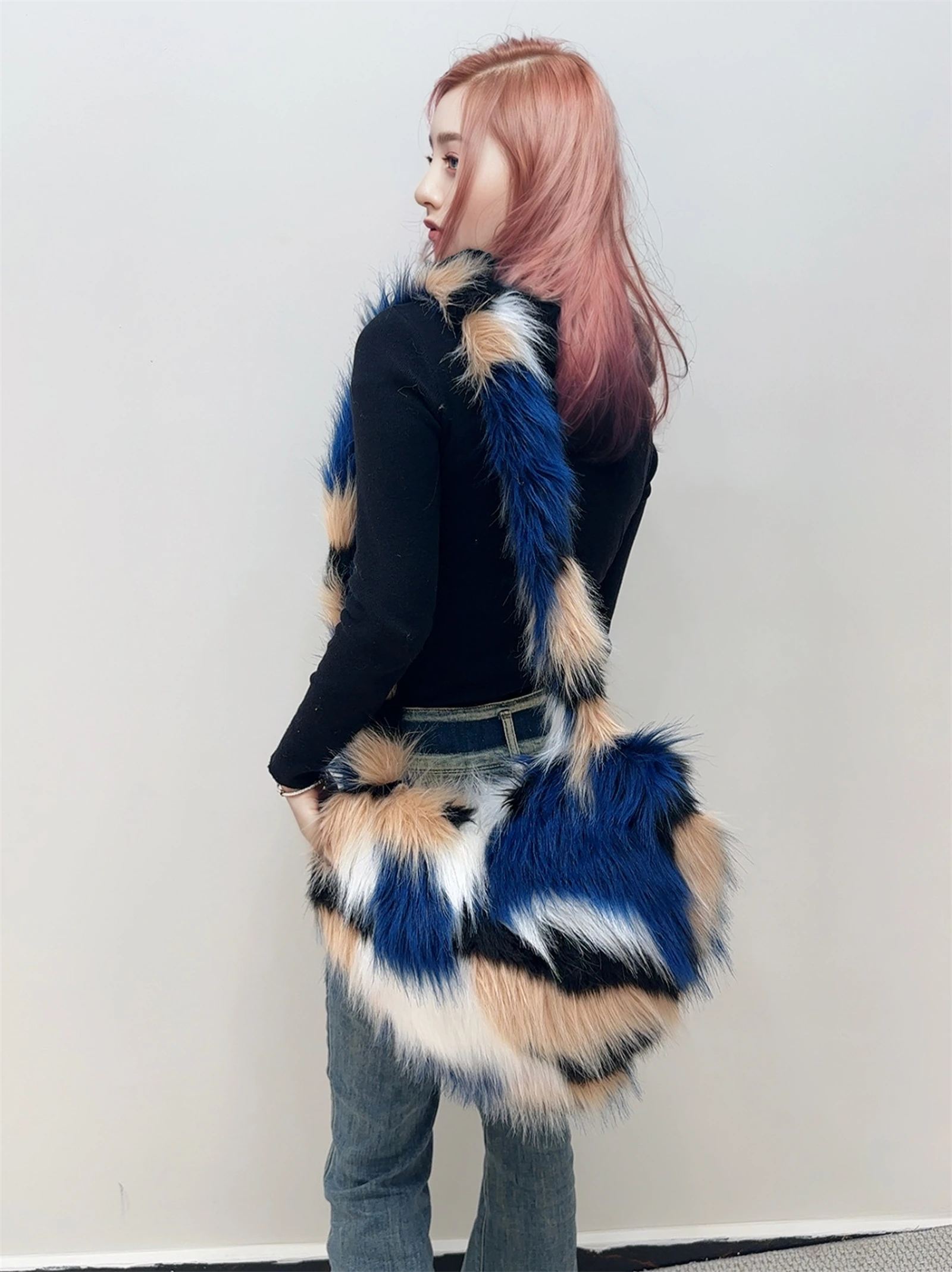 ขนสัตว์ธรรมชาติ Faux-Ever มองโกเลีย Furry Fur รูปหัวใจขนาดใหญ่ Tote กระเป๋าสําหรับกระเป๋าถือผู้หญิงยาวไหล่สายรัดขนสัตว์