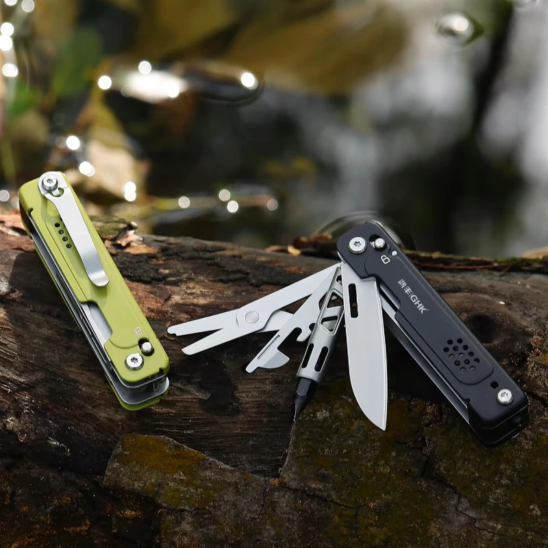 GHK17AS Multifunctional EDC Tool, 7-in-1 Folding Pocket Knife, Multi-Tool with Scissors & Screwdriver for Everyday Carry