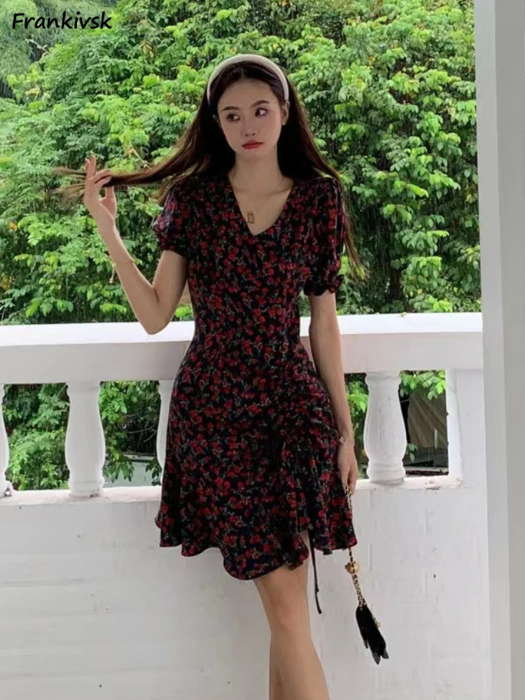 

Dresses Women Summer Vintage Floral Shinny V-neck Korean Style Simple Chic Temperament Daily Streetwear Fashion Students Casual