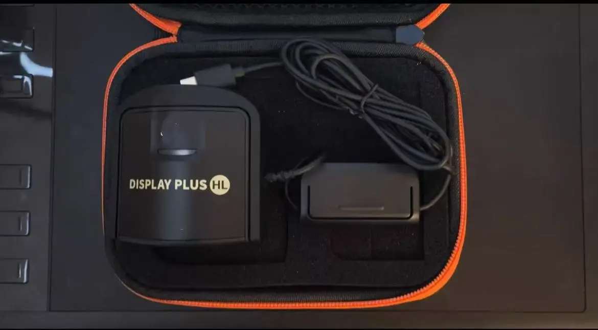 Display Plus Hl Mon…