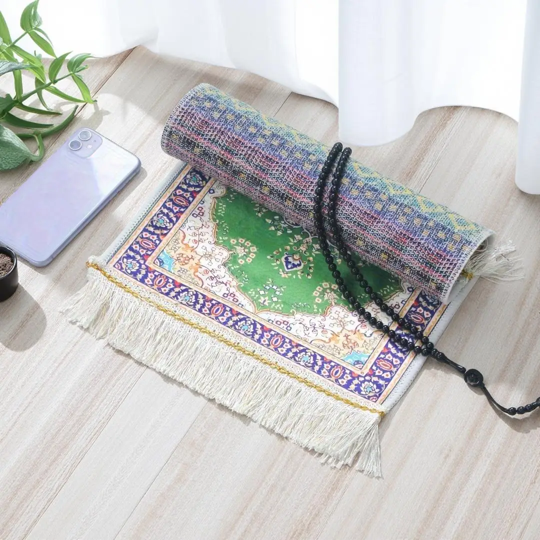 2-teiliges Set Kleiner Tragbarer Gebetsteppich mit Muslimischen Gebetsperlen 30cm X 40cm Eisseide Matte mit Schnalle Muslimischer Islamischer Bestickter Teppich – Detail 6