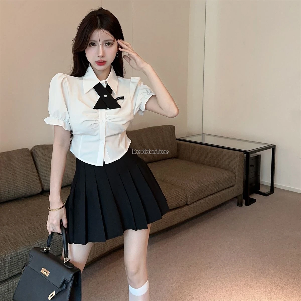 2024 hot girl college style school uniform korean style sexy slim jk uniform sweet puff sleeve shirt and versatile pleated skirt