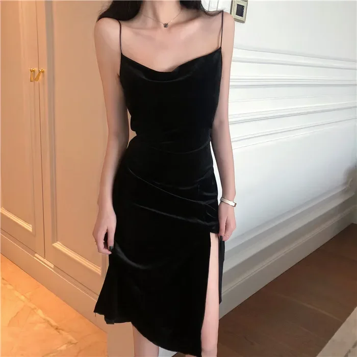 

New 2024 Vintage Spaghetti Strap Slit Velvet Black Sexy Bodycon Bandage Midi Party Dress Verano Vestidos H136