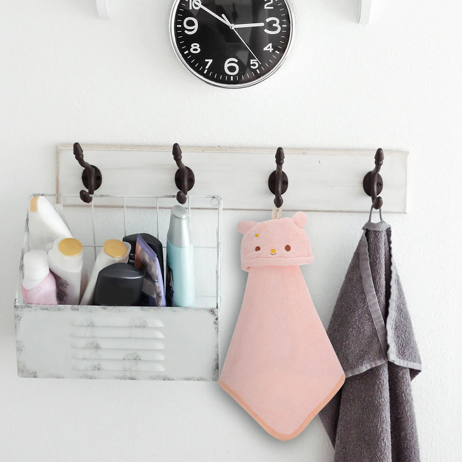 

3Pcs Stylish Cartoon Hand Towels Super Absorbent Quick Dry Fabric for Kitchen Bathroom Toilet Easy Cleaning Home Essentials