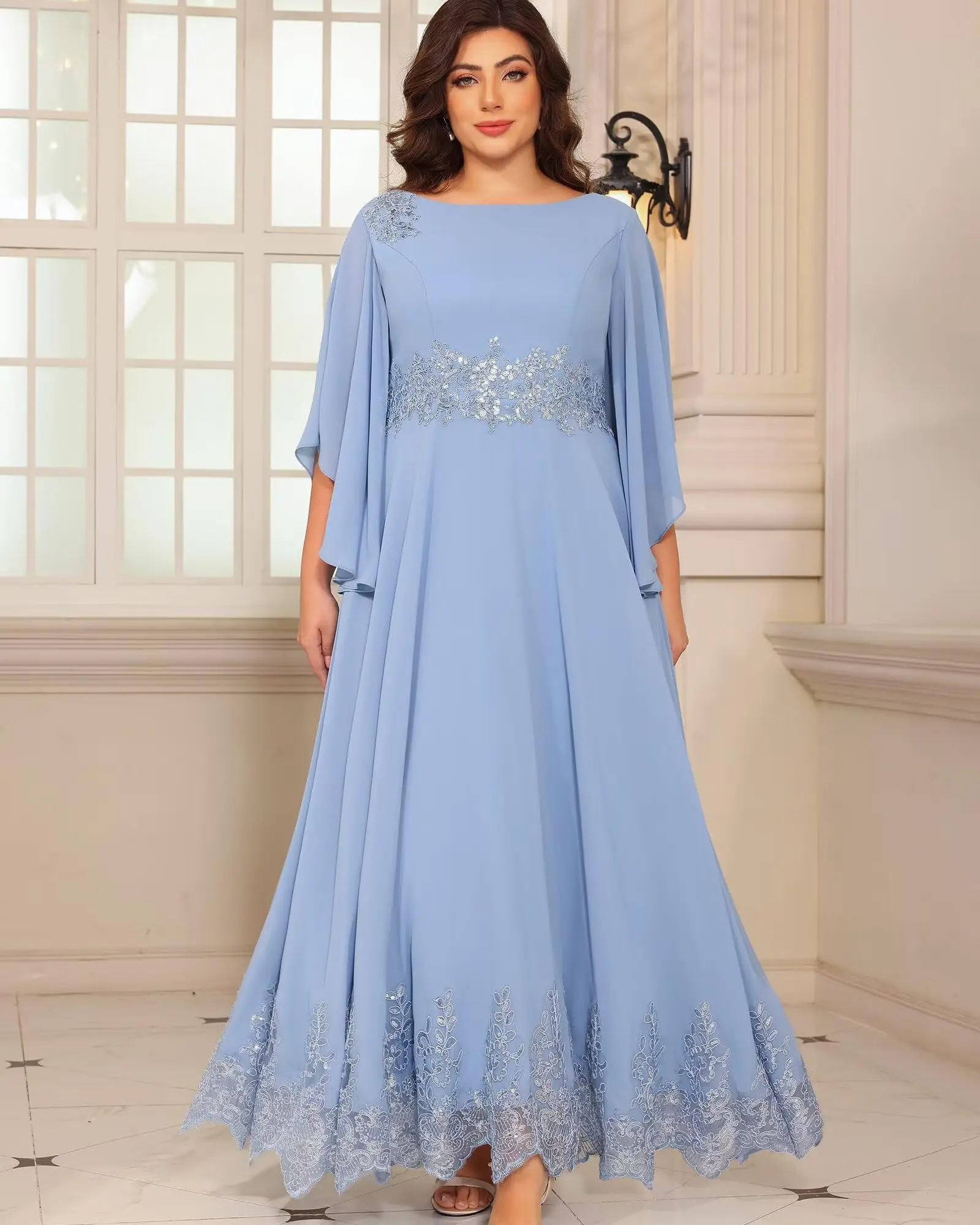 

Long Chiffon Mother of The Bride Dresses Lace Appliques Hem Round Neck Sequin Evening Formal Dress