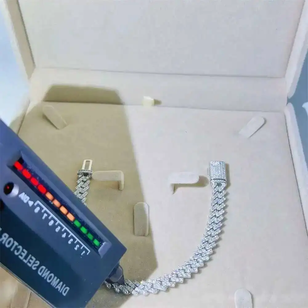 

Custom 8mm Moissanite Diamond Cuban Chain Hip Hop Men Jewelry Iced Out Cuban Link Bracelet