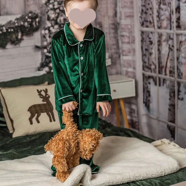 Hot Sale Matching Family Unisex Clothes Christmas Pyjamas Sets Soft Velvet Boys And Girls Ruffle Christmas Baby Pajamas Sets 2 Hot Sale Matching Family Unisex Clothes Christmas Pyjamas Sets Soft Velvet Boys And Girls Ruffle Christmas Baby Pajamas Sets 2