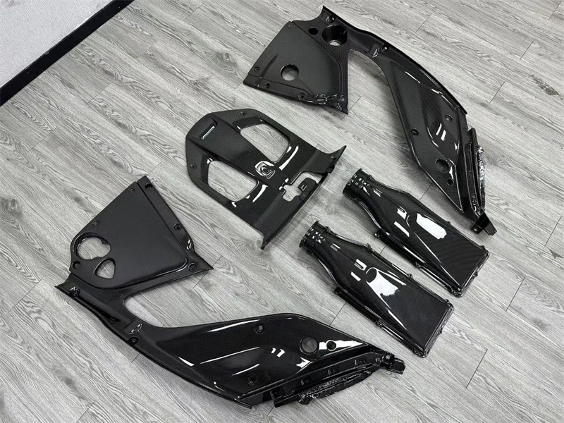 Original equipment manufacturer of engine hood for 812 car parts, dry carbon fiber body kit