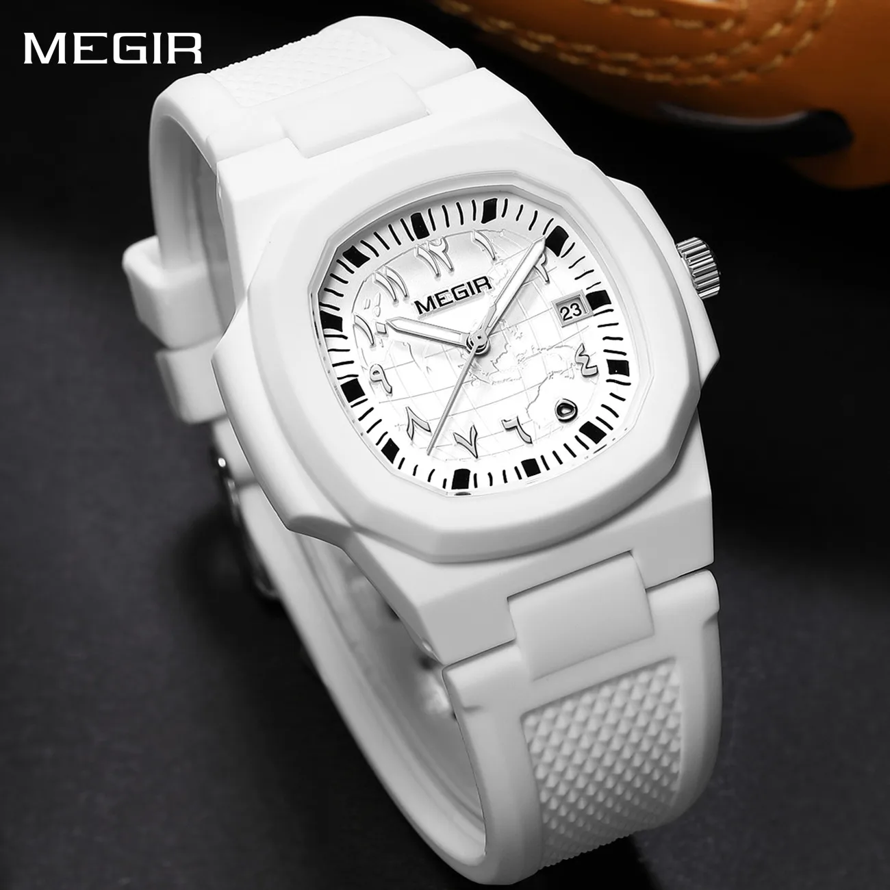 MEGIR Sport Quartz Watches for Man Luxury Outdoor Leisure Men's Wrist Watch Waterproof Luminous Auto Date Clock Montre Homme