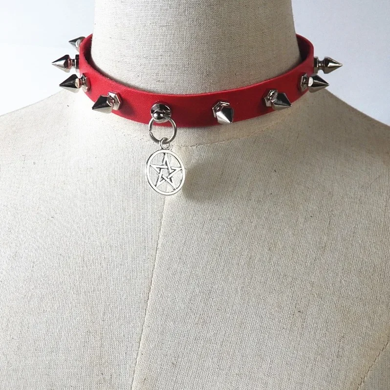 Punk Night club Harajuku Retro Gothic Individuality KTV  Accessory Street photo Leather Rivet Five-pointed star Choker Pendant