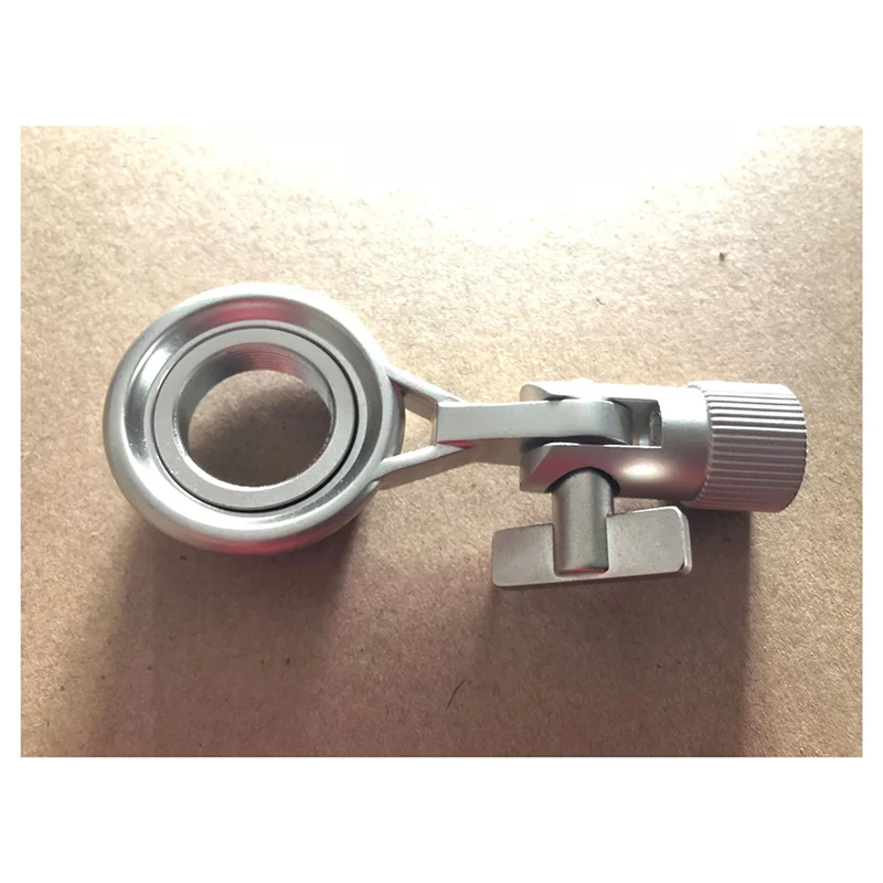 

-A95Z Microphone Shock Mount Bracket Mic Clip Silver Metal Use Flexible Simple Angle Adjustment Suitable
