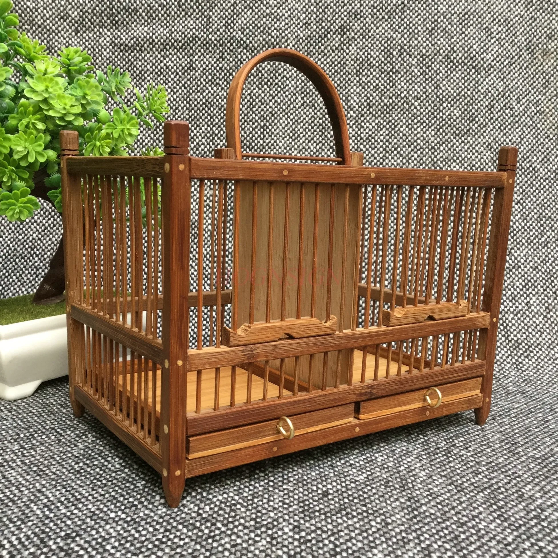 Bamboo woven grasshopper cage with dung tray, large space, two classic retro handmade insect chirping cultural and toy gifts