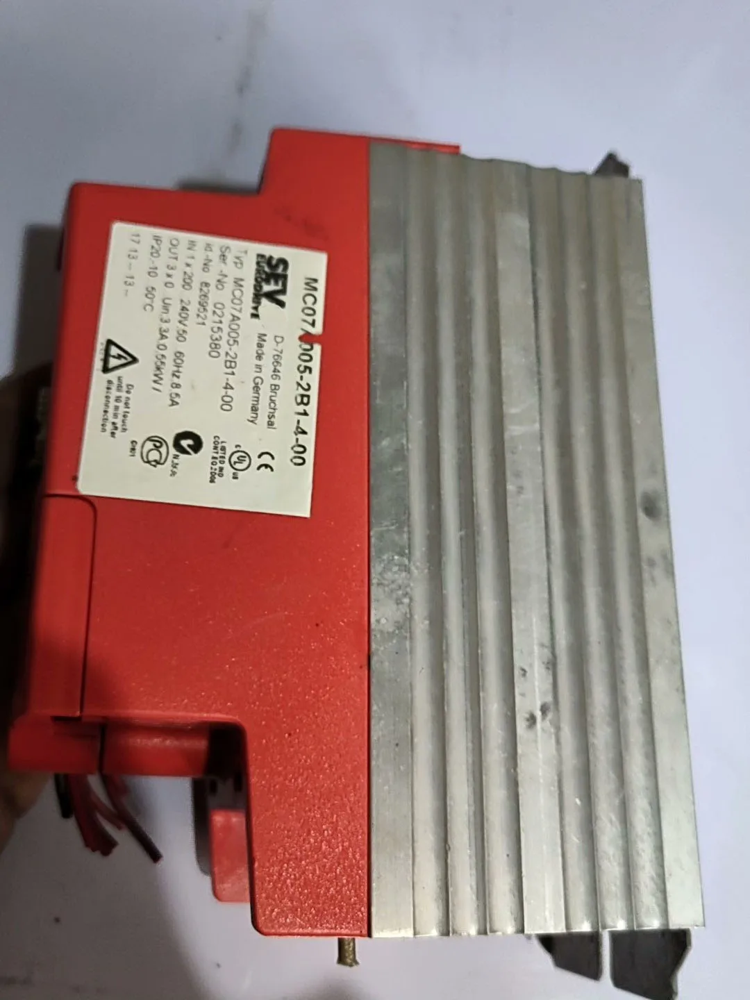 MC07A005-2B1-4-00 อินเวอร์เตอร์สําหรับเย็บ MC07A005-2B1-4-00