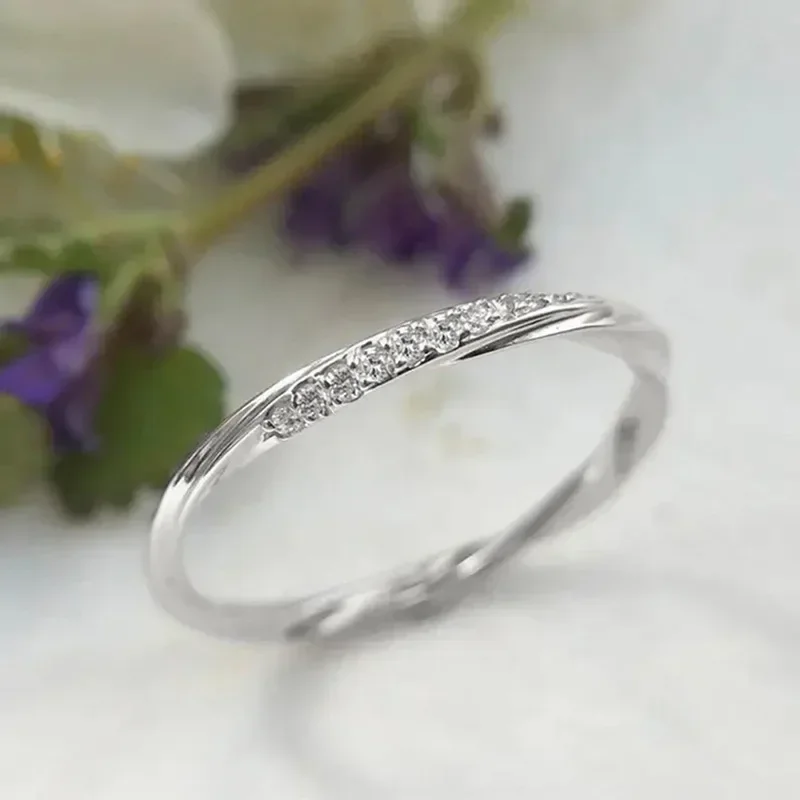 2026 Korean High-End Thin Line Ring for Women Fashionable Fried Dough Twists Design Spinning Hot Selling Versatile Accessory