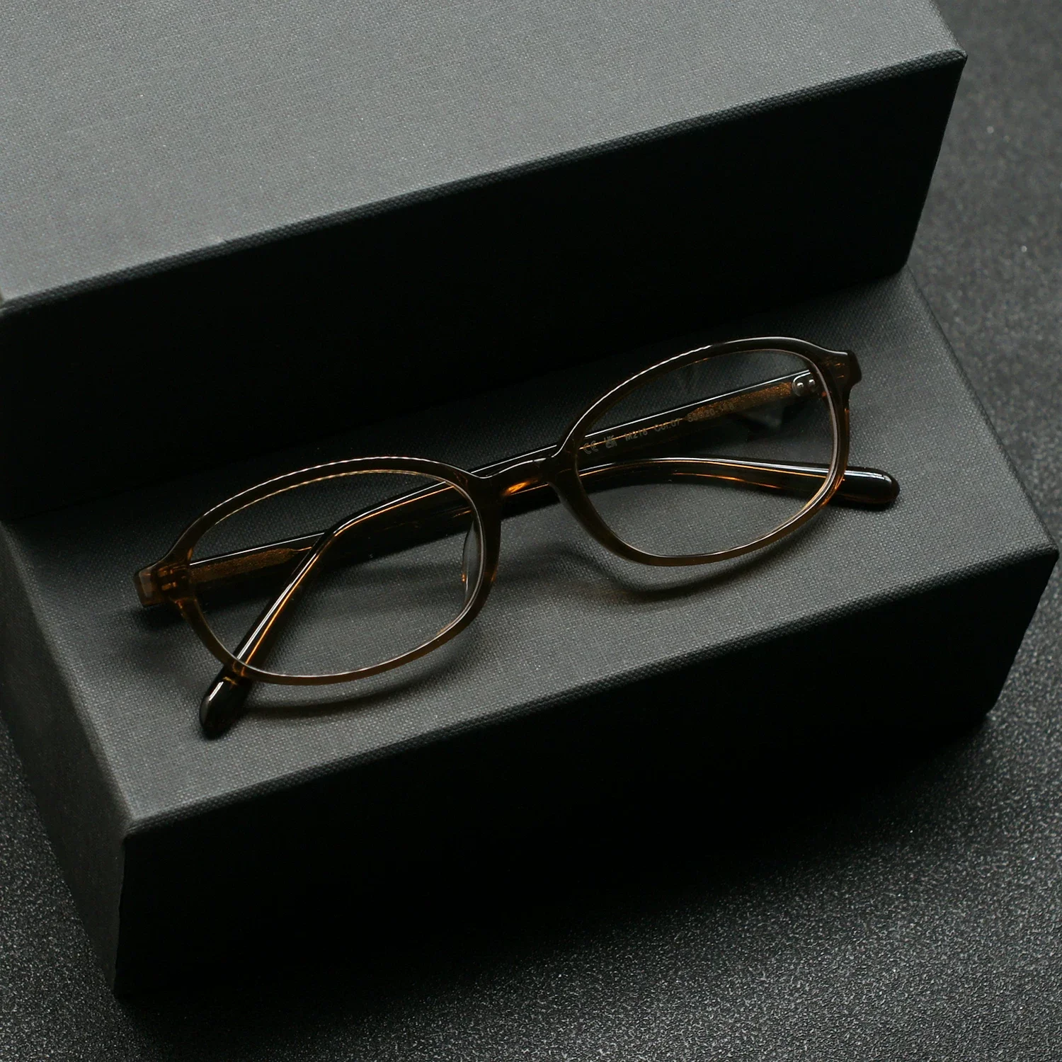 Vintage oval-shaped frame for men M218 acetate fiber eyeglass frame, unisex fashionable style, suitable for prescription glasses