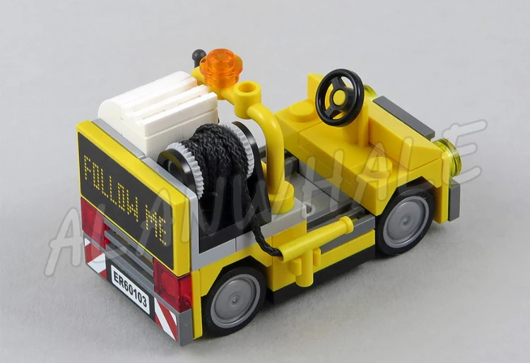 ชุดตัวต่อ 723 ชิ้น สนามบินเมืองจำลอง พร้อมเครื่องบินเจ็ท รถบริการ รถเครื่องมือ รถขนส่ง 02007 ชุดตัวต่อแบบประกอบเอง เข้ากันได้กับโมเดล