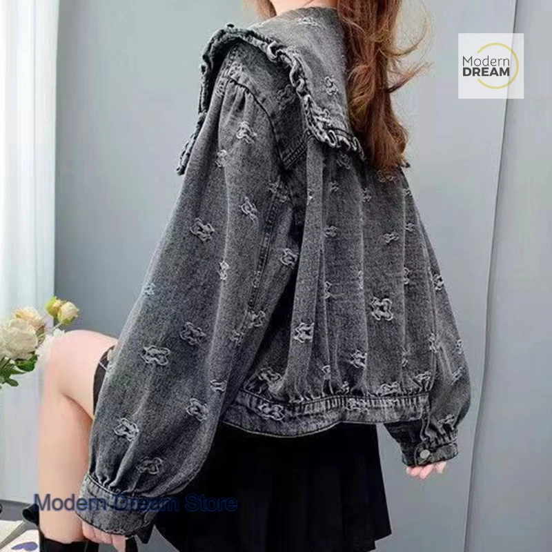 

Korean style solid color fashion doll denim jacket autumn new loose temperament Western style casual short Joker jacket top.