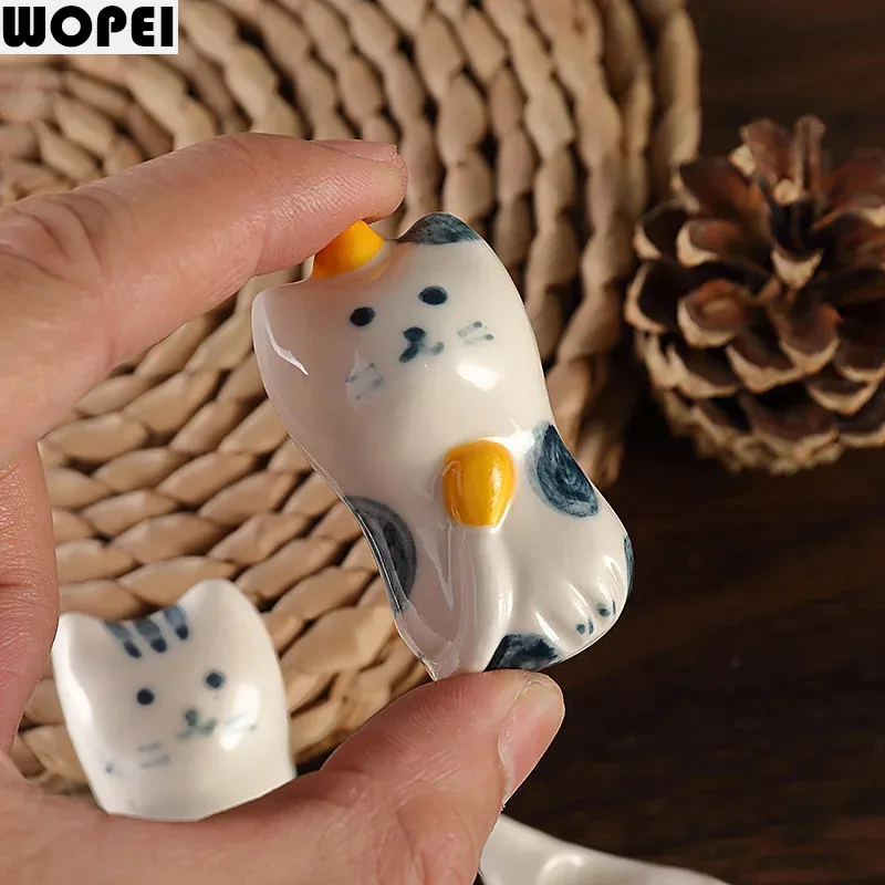 Cartoon Cat Ceramic Chopsticks Holder Chopsticks Support Spoon Holder Dining Table Chopsticks Pillow Restaurant Tableware