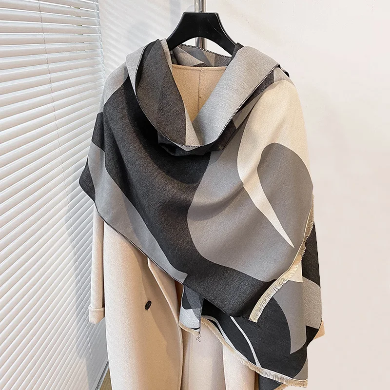 Simple high-end luxury designer imitation cashmere warm scarf thickened 2024 autumn and winter new shawl Foulard Bufanda