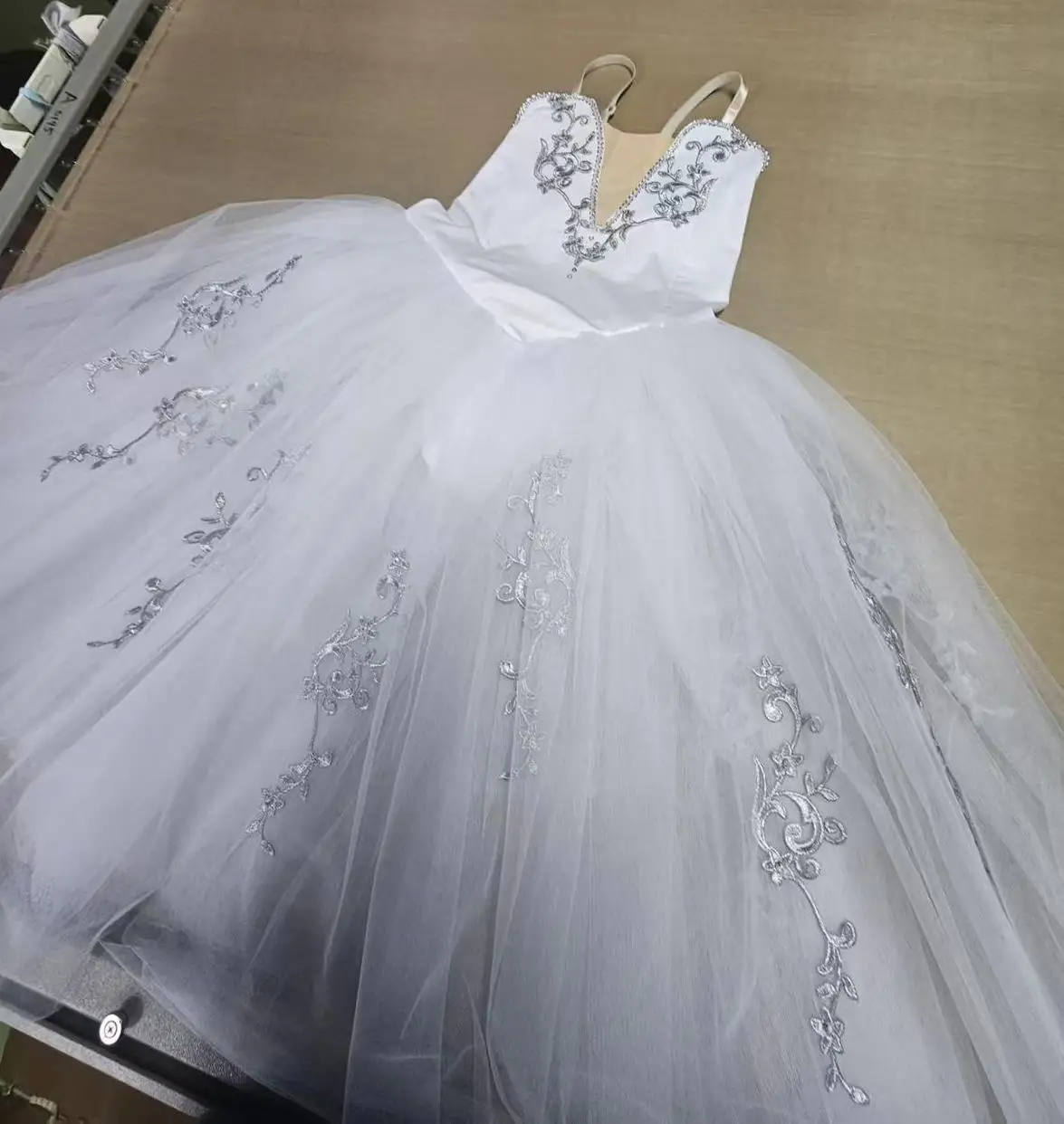 رومانسية توتو فستان الباليه الفتيات الكبار النساء تنورة الباليه الطويلة أداء زي بحيرة البجع الأطفال راقصة الباليه ملابس فتاة