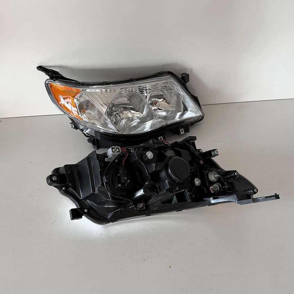Car Headlights for Subaru Forester 2009 to 2012 Left and Right Head Lamp Corner Lights 84912SC180 84912SC190