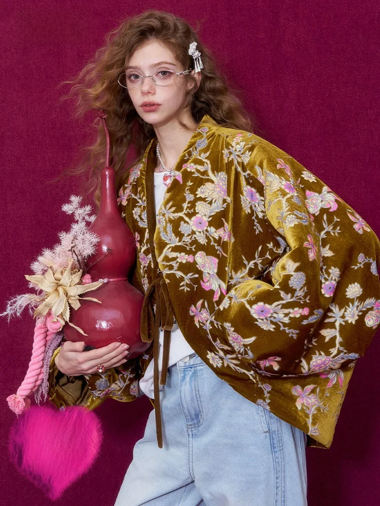 

Thick Velvet Winter Jacket Women's New Year's Robe Garden Style Cotton Coat Elf Sack Brand Long Sleeve Loose Fit Polyester Fiber