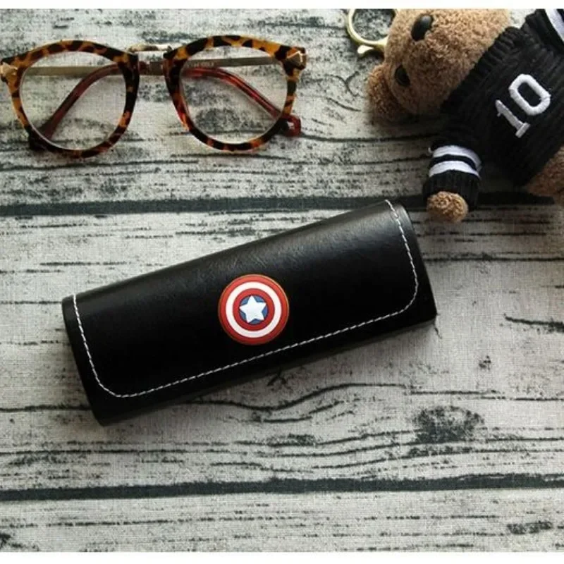 Captain America Iron Man Anime Cartoon Brillenetui Kreative Persönlichkeit Einfache Mode Tragbares Anti-Stress-Urlaubsgeschenk