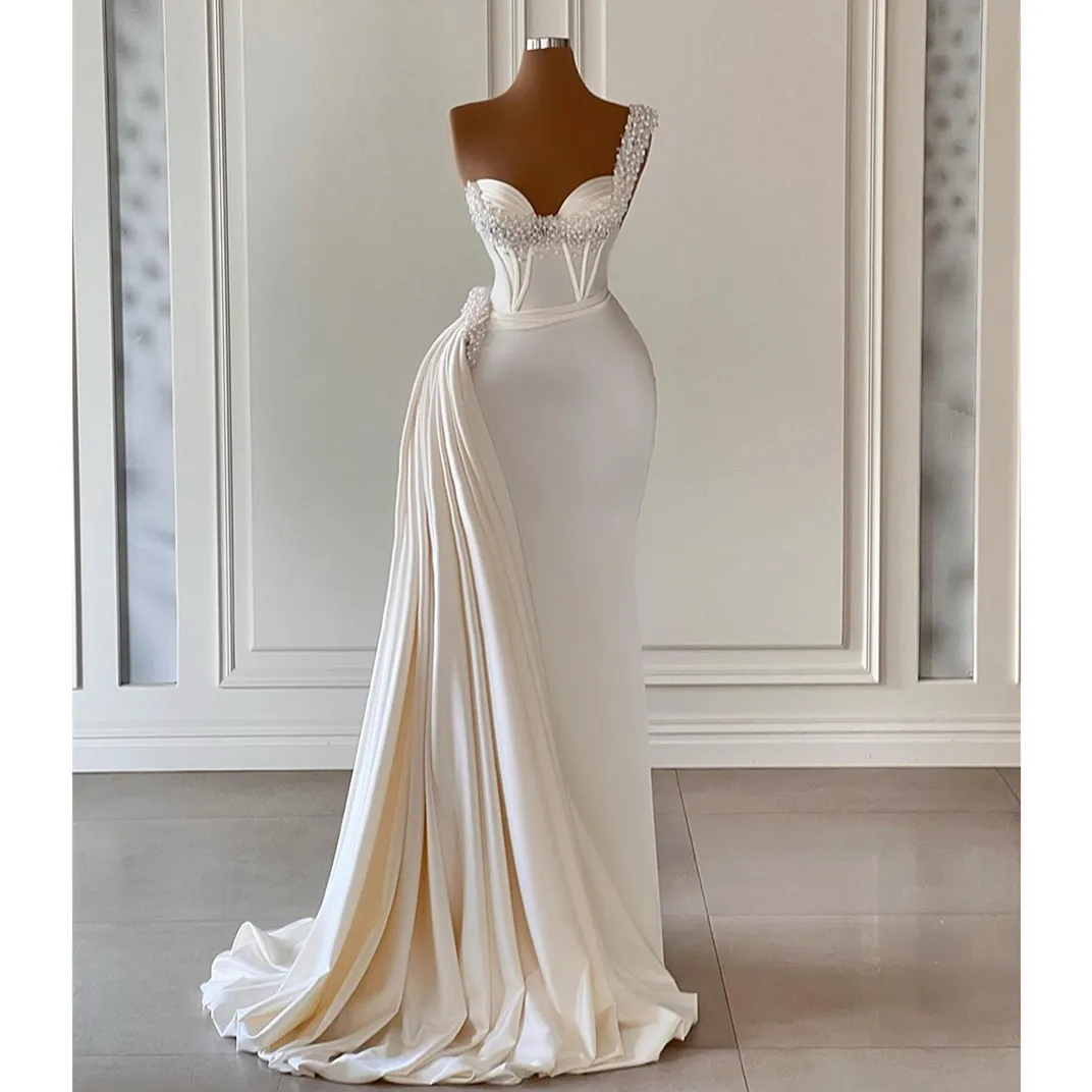 Unique Evening Dresses Sleeveless One Shoulder Sequins Appliques Satin Pearls Beaded Detachable Train Prom Dresses Custom Made