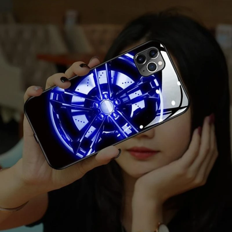 Mode Smart LED Light Glow Lichtgevende Magnetische Telefoon Case voor IPhone 15 14 13 Pro Max 14 15 Plus Anti-kras Protector Cover