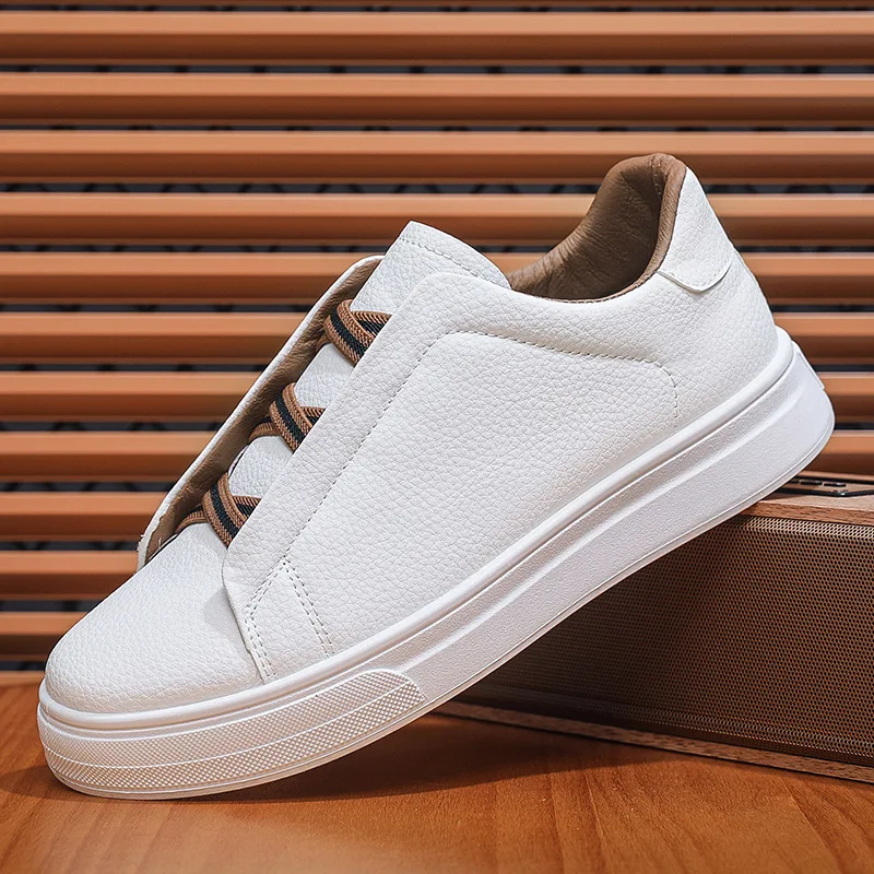 

Men White Casual Shoes Lightweight Sneakers Breathable Tenis Sports Shoes Zapatillas Hombre Leather Men Skateboarding Shoes Flat