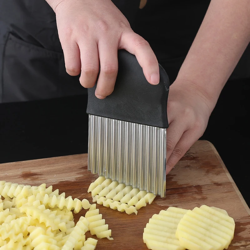 

Kitchen Wave Blade Crinkle Cutter, Wavy Potato Slicer, Wolf Tooth Grid Slicer