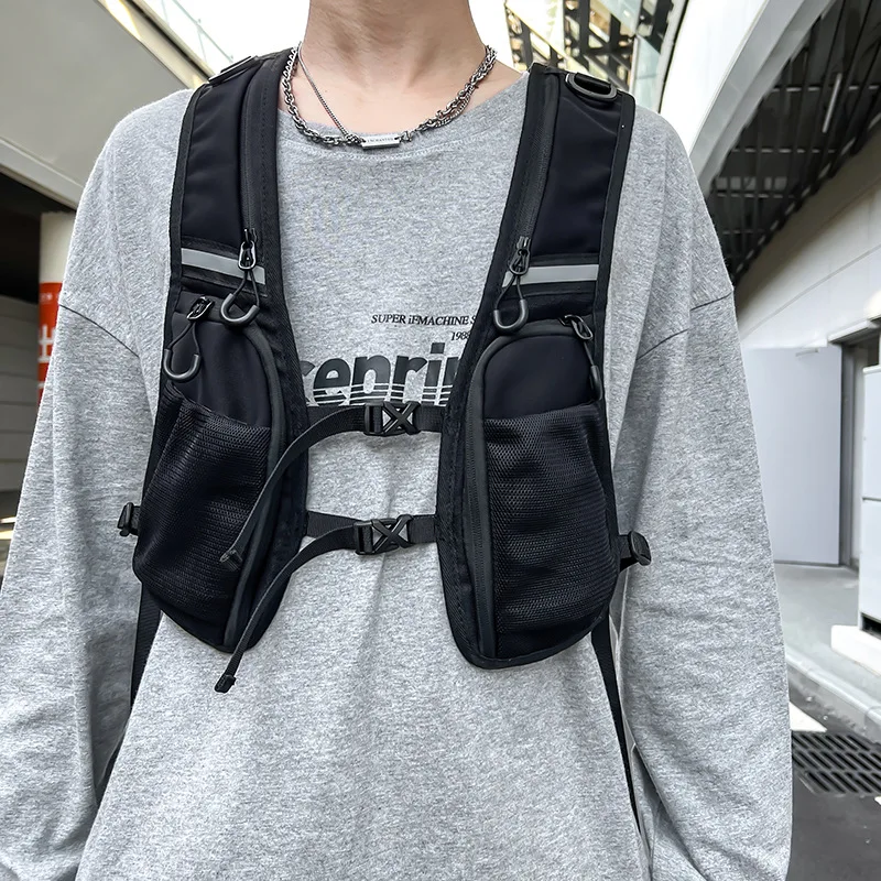

Dark Functional Tactical Cargo Vest Bag Reflective Lightweight Cycling Running Phone Storage Bag
