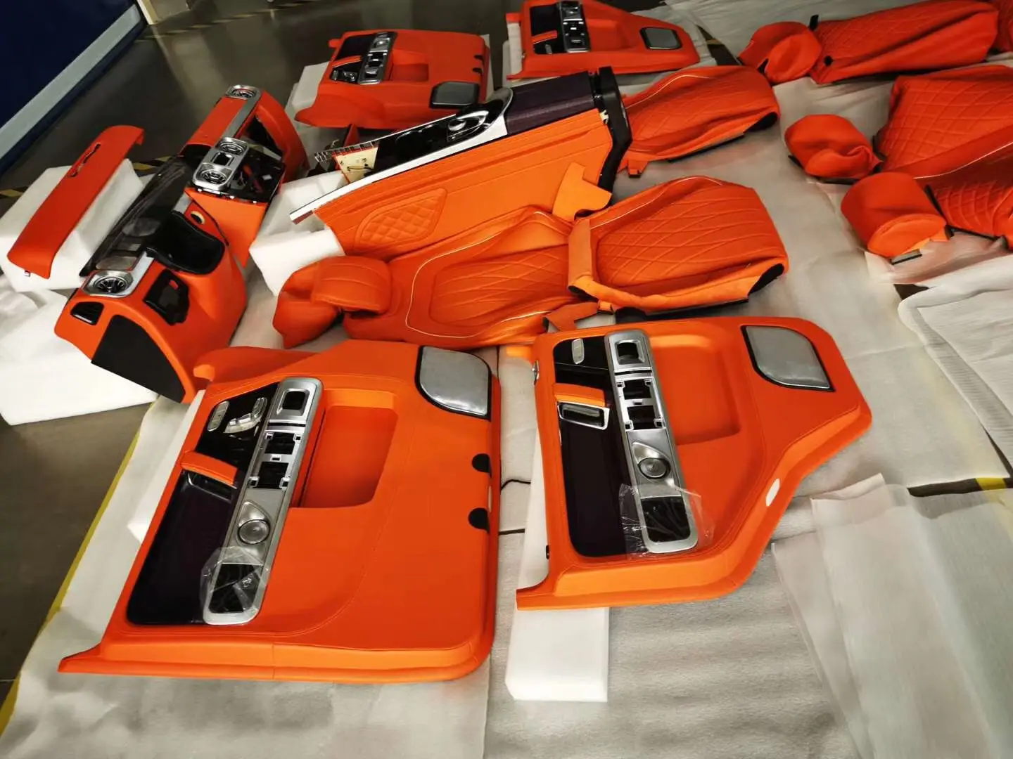 تعديل قطع غيار السيارات ترقية مجموعة التحويل الداخلي g Class مجموعات الترقية الداخلية #3