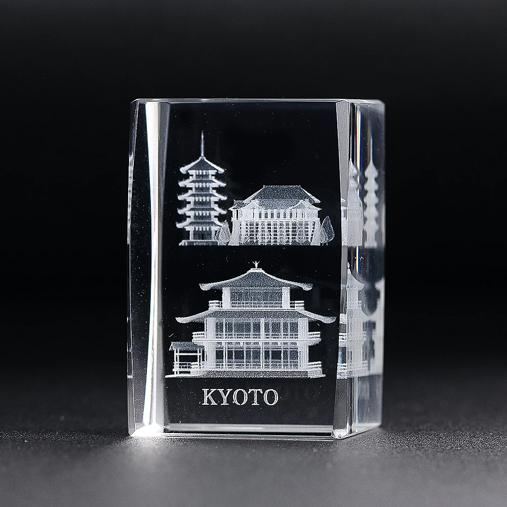 Exquisite Kristallglas-Lasergravur, japanische antike Architektur-Dekorationen, ideale Reise-Andenken, Studie, Ornamente, Geschenke
