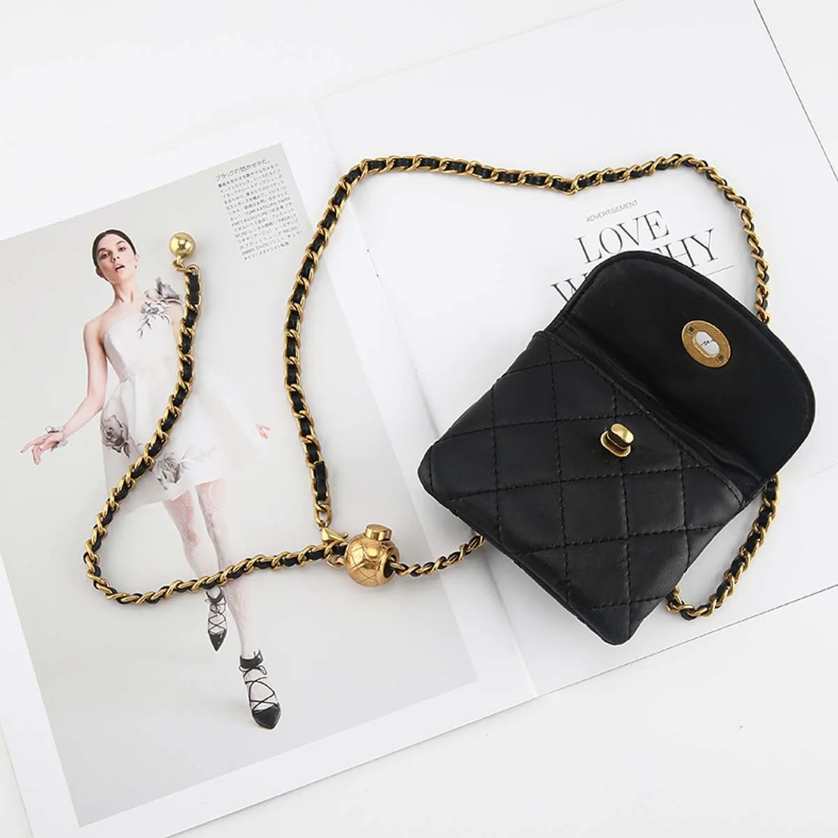 New Small Golden Ball Waist Chain Bag Female French Small Incense Wind Ringer Belt Bag Ins Mini Lightweight Chain Crossbody Bag