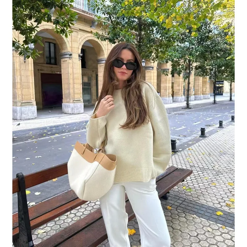 

2026 Large Capacity Handheld Tote Bag, Woven Wing Design Shoulder Bag