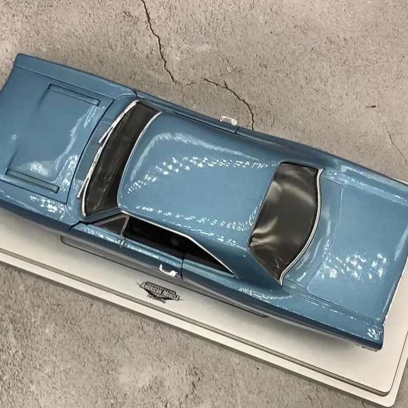 ERTL アントー 1/18 プリムス合金製カーモデル 1968年式プリムス・ロードランナー