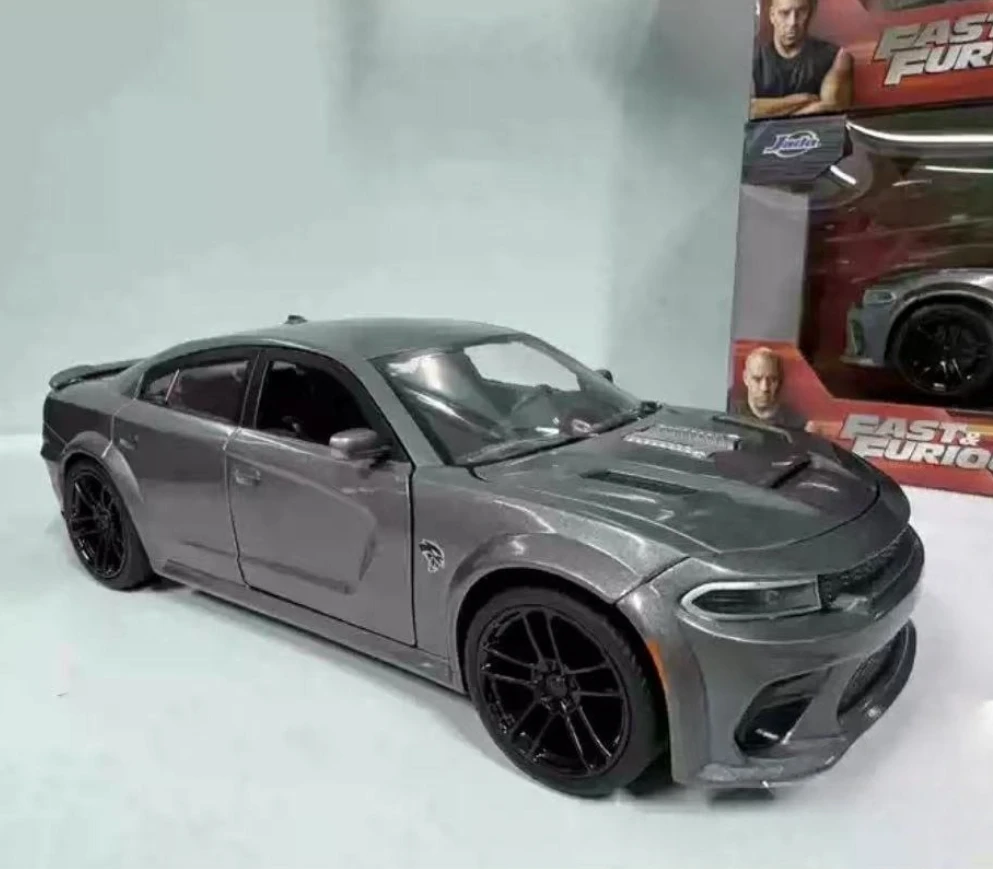 

Jada 1:24 2021 Dodge Charger SRT Hellcat Simulation Diecast Car Metal Alloy Model Car decoration display collection gifts