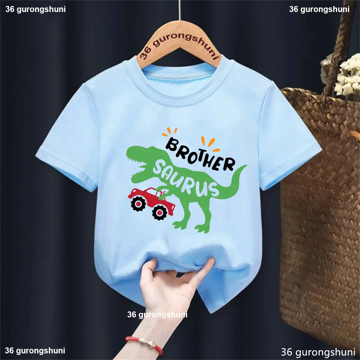 

Funny Brother Saurus Car Graphic Printed Tshirt Boys Dinosaur Kids Clothes Harajuku Kawaii Kids Clothes Summer Fashion T-Shirt