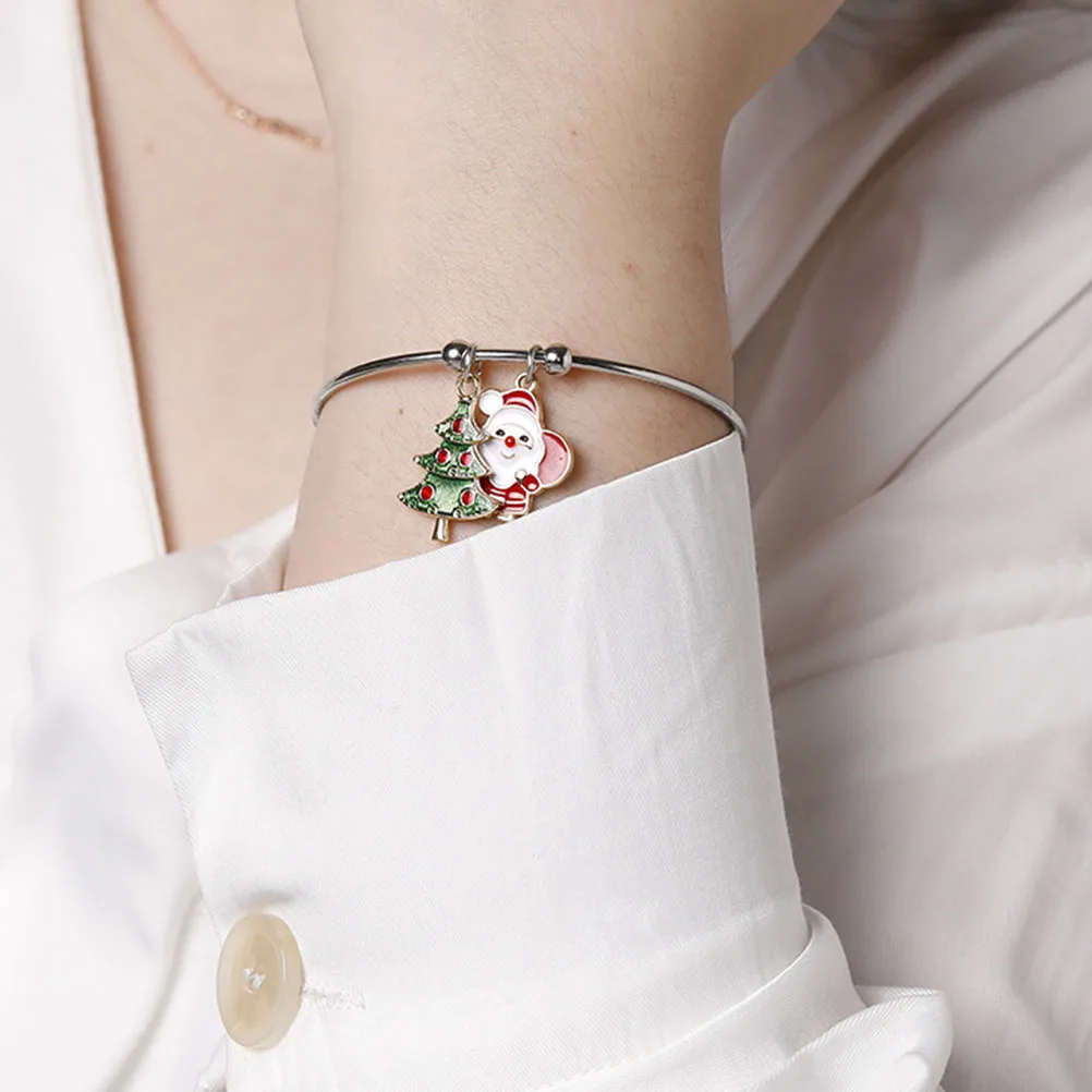

Colorful Pendant Decoration Reindeer Christmas Bracelet Alloy Material Sturdy Daily Wear Gift Idea Christmas Style Bracelet