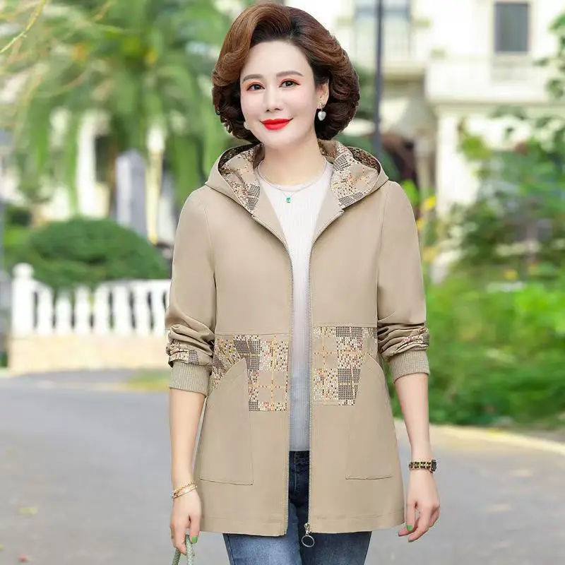 

Famale Women Spring Jacket New Zipper Hooded Windbreaker Outwear Loose Coat Khaki Middle-aged Elderly Mother Clothes XL-5XL
