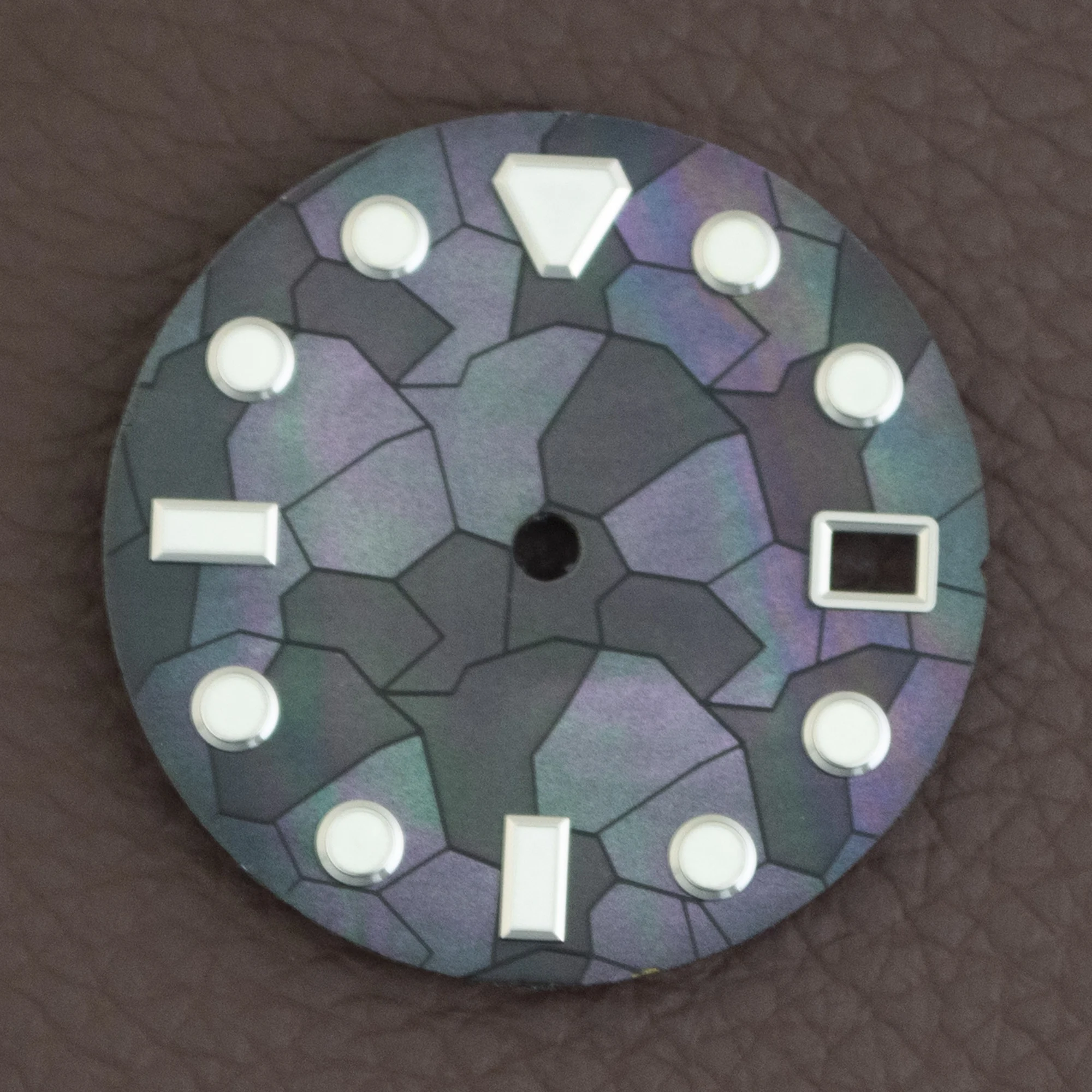 

NH35 dial 28.5mm dial pine stone pattern green Luminous date sterile dial watch replacements accessories NH35/4R/7S movement