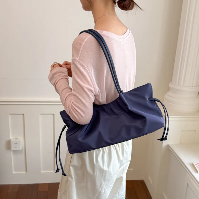 New Korean Women's Bags 2026 New Large-capacity Nylon Tote Bag Women's Fashion Large-capacity Armpit Bags Shoulder Bag Wholesale