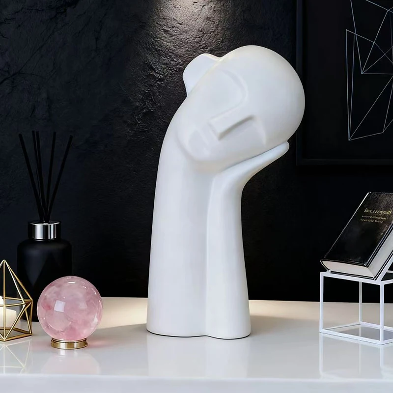 Nordic Abstract Contemplation Thinker Portrait Sculpture Decorative Art High-End Light Luxury Home Soft Decoration Gift