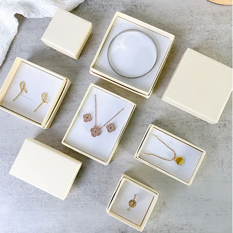 10Pcs Beige Jewelry Cardboard Box for Bracelet Necklace Ring Earring Pendant Packaging Cases Chic Wedding Anniversary Gift