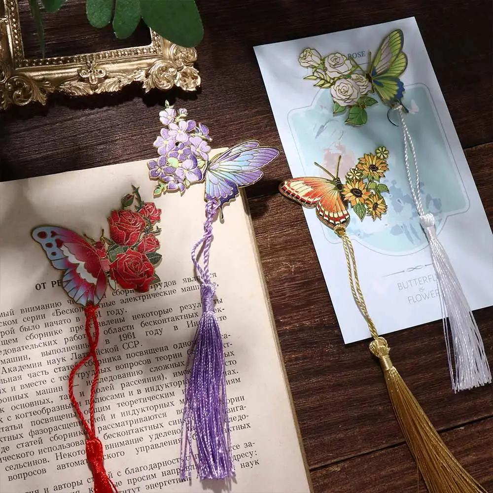 Hollow Tassel Butterfly Bookmarks Chinese Style Pendant Metal Bookmarks Reading Book Clip Flower Bookmarks Stationery