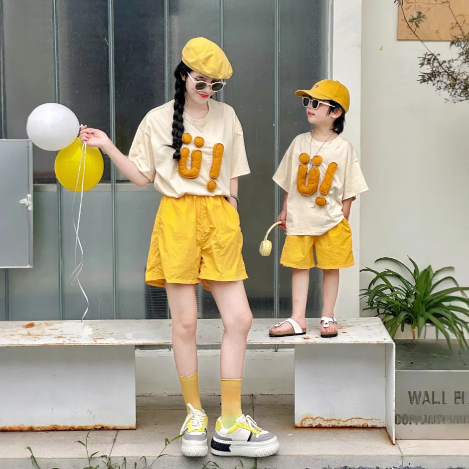 Family Matching Outfits Funny 3D Cartoon Cotton Tees for Parents & Kids + Yellow Shorts 2 Piece Casual Parent-child Clothes Set
